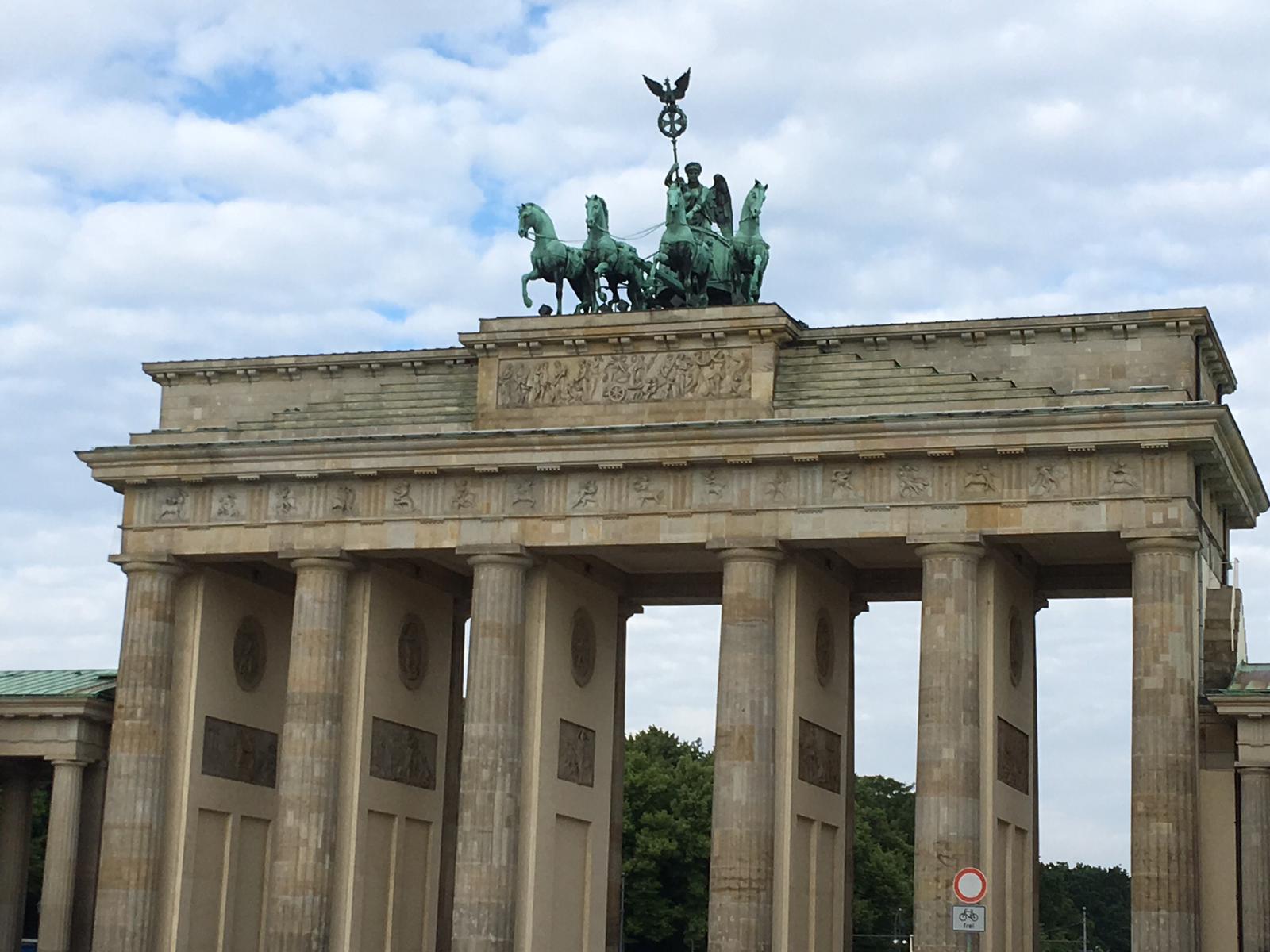 Brandenburger Tor mit Quadriga in Berlin